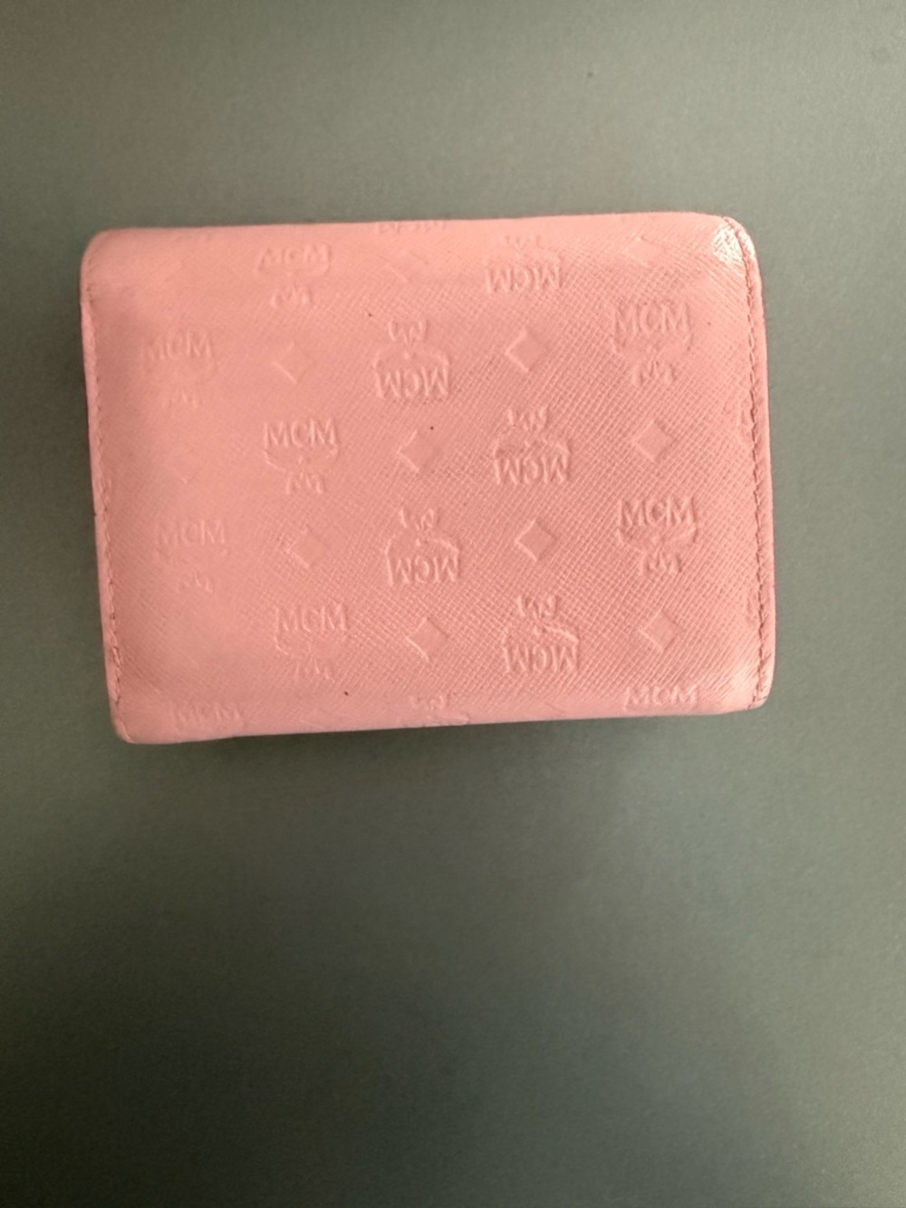 MCM Pink Leather Compact Wallet with Gold Logo Plaque COA - Picture 2 of 15